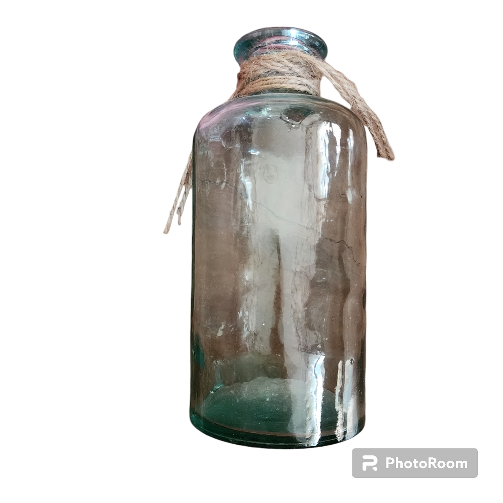 Vintage style beach glass vase